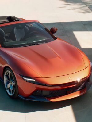 跳ね馬の2+スパイダーが登場　フェラーリ・アマルフィ・スパイダー