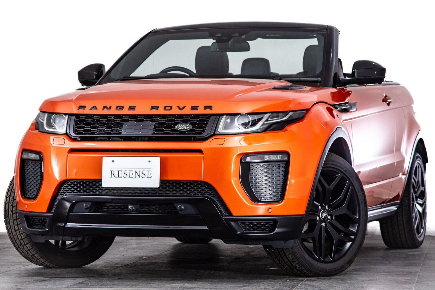 レンジローバーイヴォークコンバーチブル HSE ダイナミック 4WD