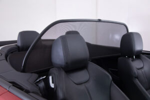 レンジローバーイヴォーク HSE ダイナミック 4WD