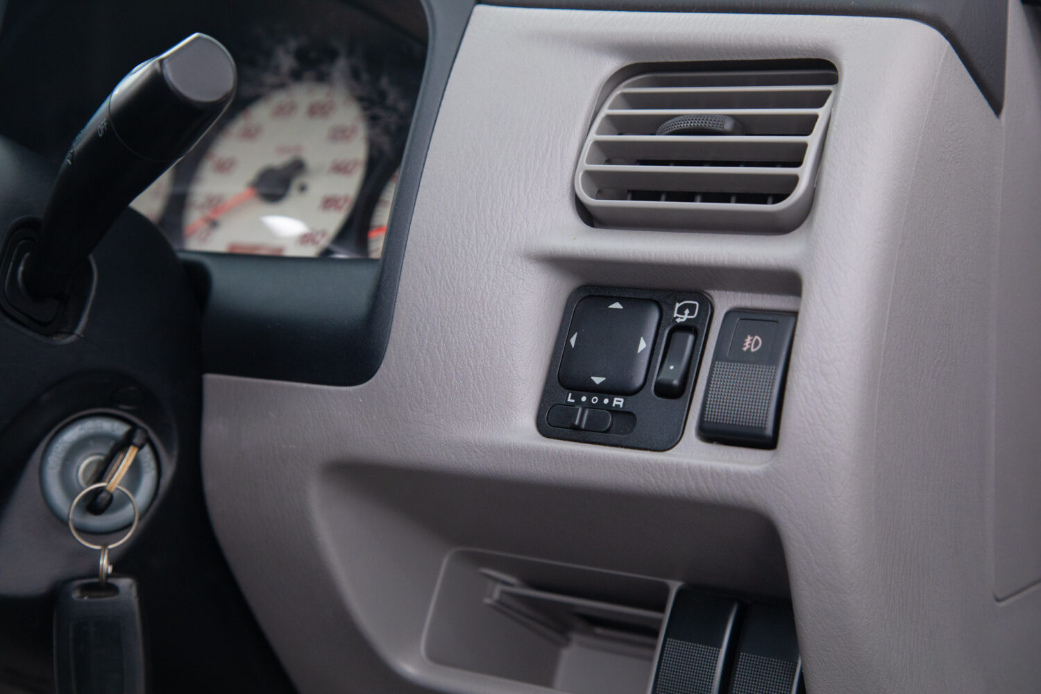 マツダ デミオ 1.5 アレッタ