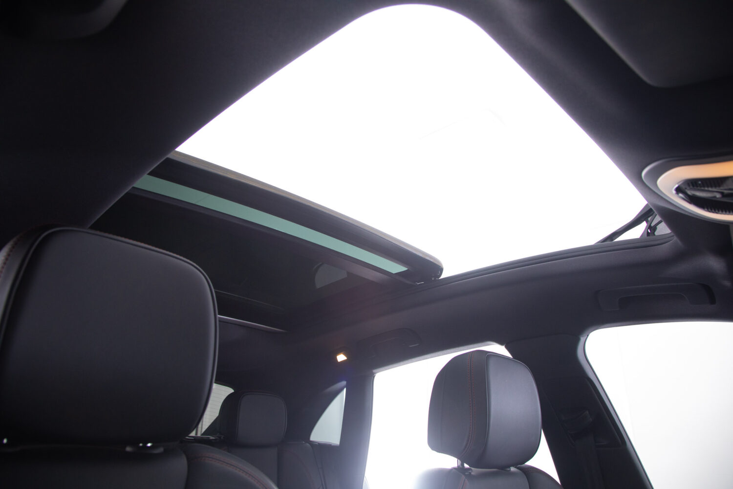 マカン S シュポルト エディション (パノラミック ルーフ システム装着車) PDK 4WD