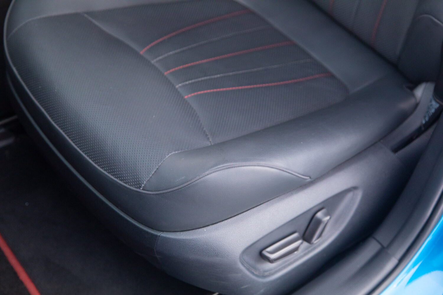 クラウン ハイブリッド 2.5 RS リミテッド