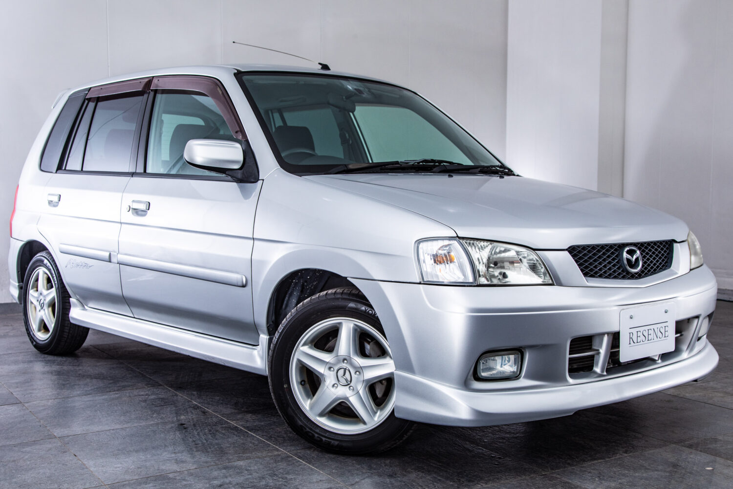 マツダ デミオ 1.5 アレッタ