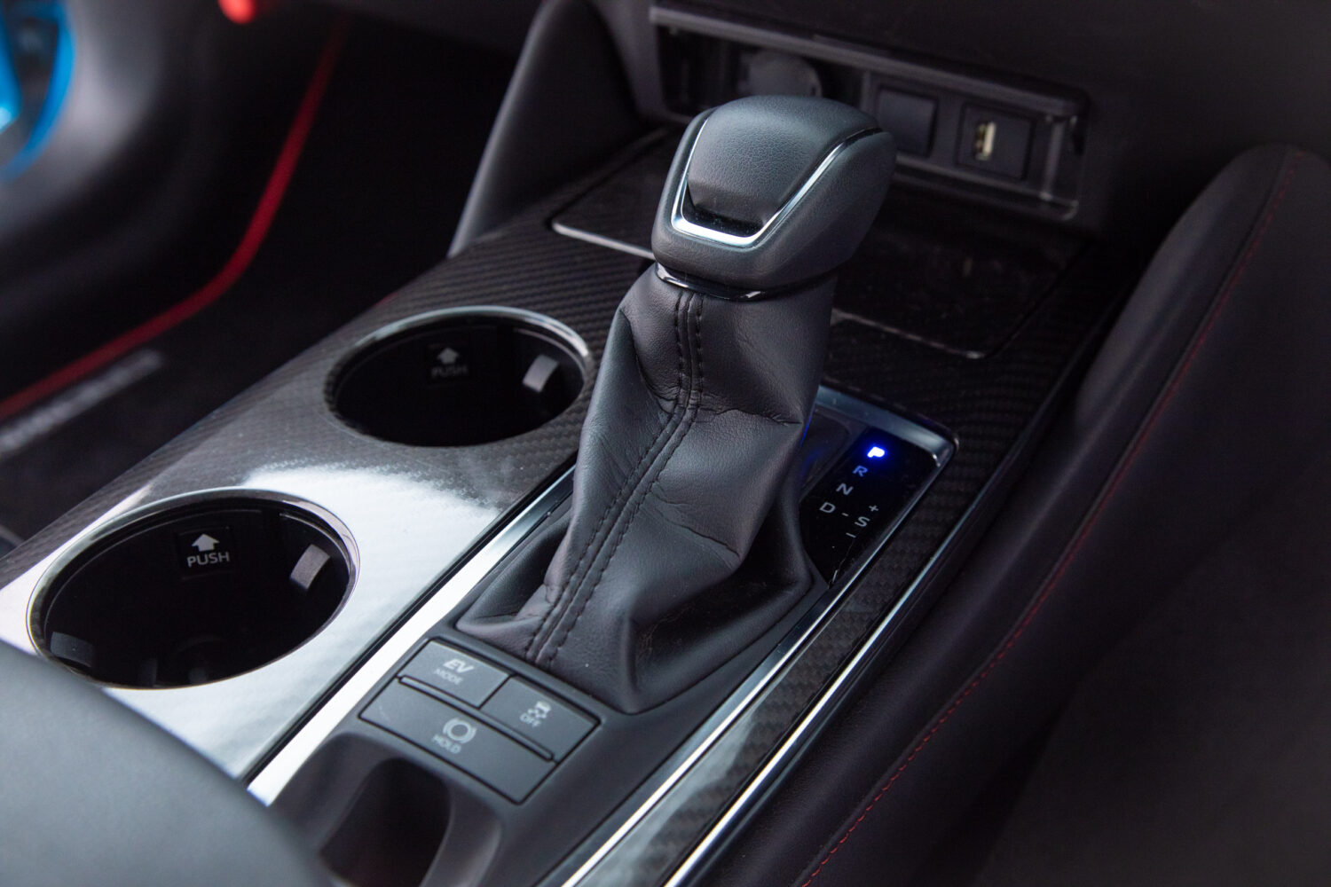 クラウン ハイブリッド 2.5 RS リミテッド