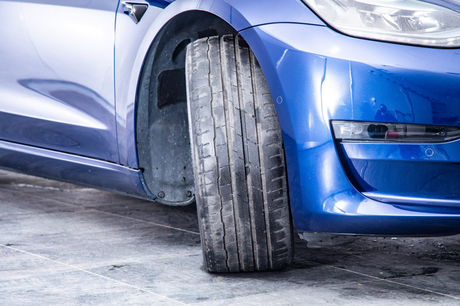 モデル3 ロングレンジ デュアルモーター 4WD