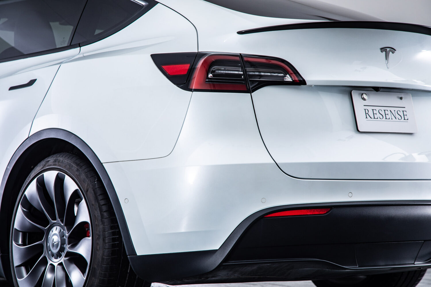 モデルY パフォーマンス 4WD