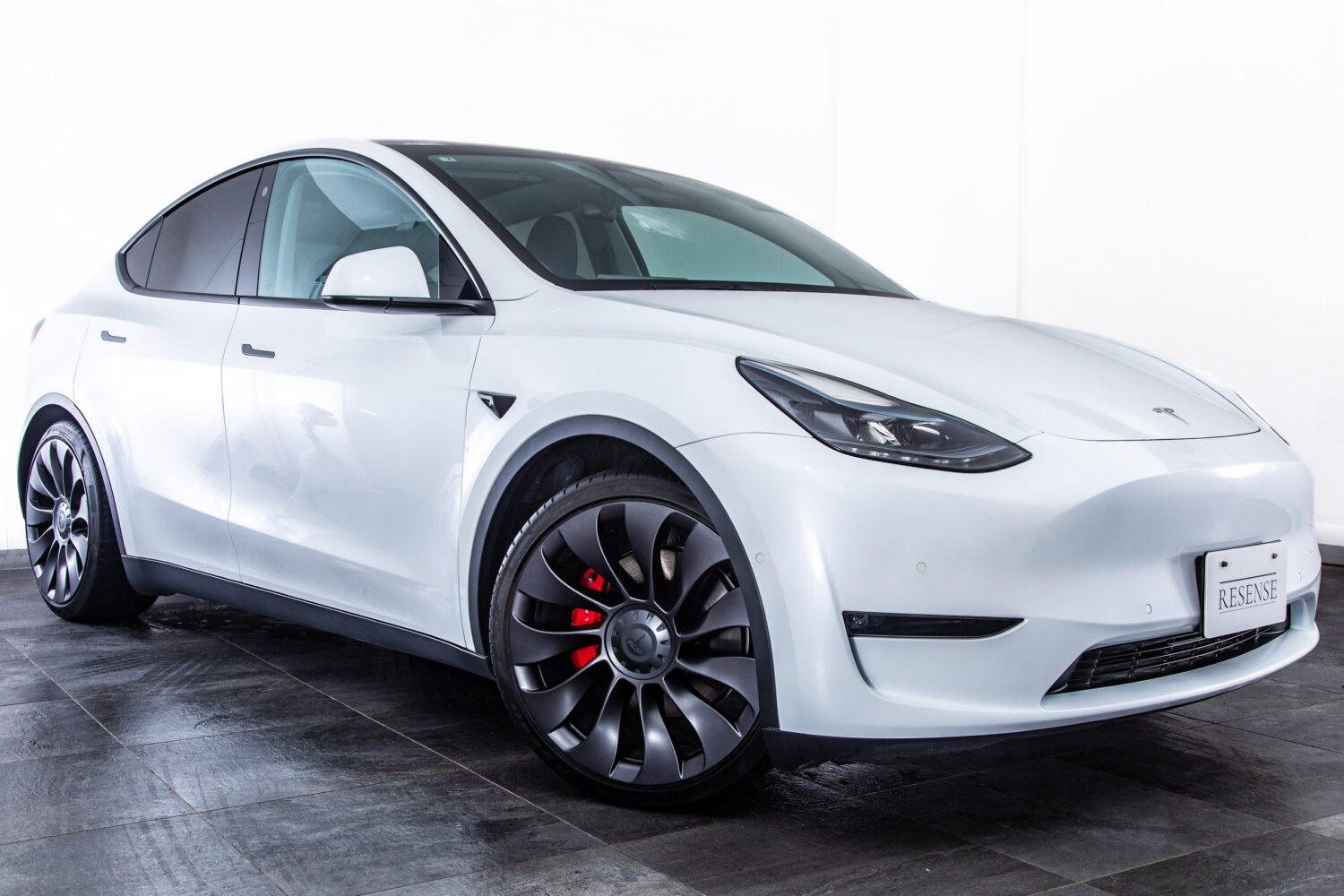 モデルY パフォーマンス 4WD