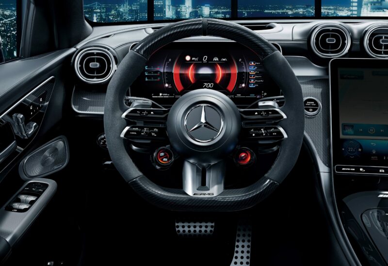 メルセデスAMG GLC43「エディションナイトカーボン」　ボディは2タイプに設定