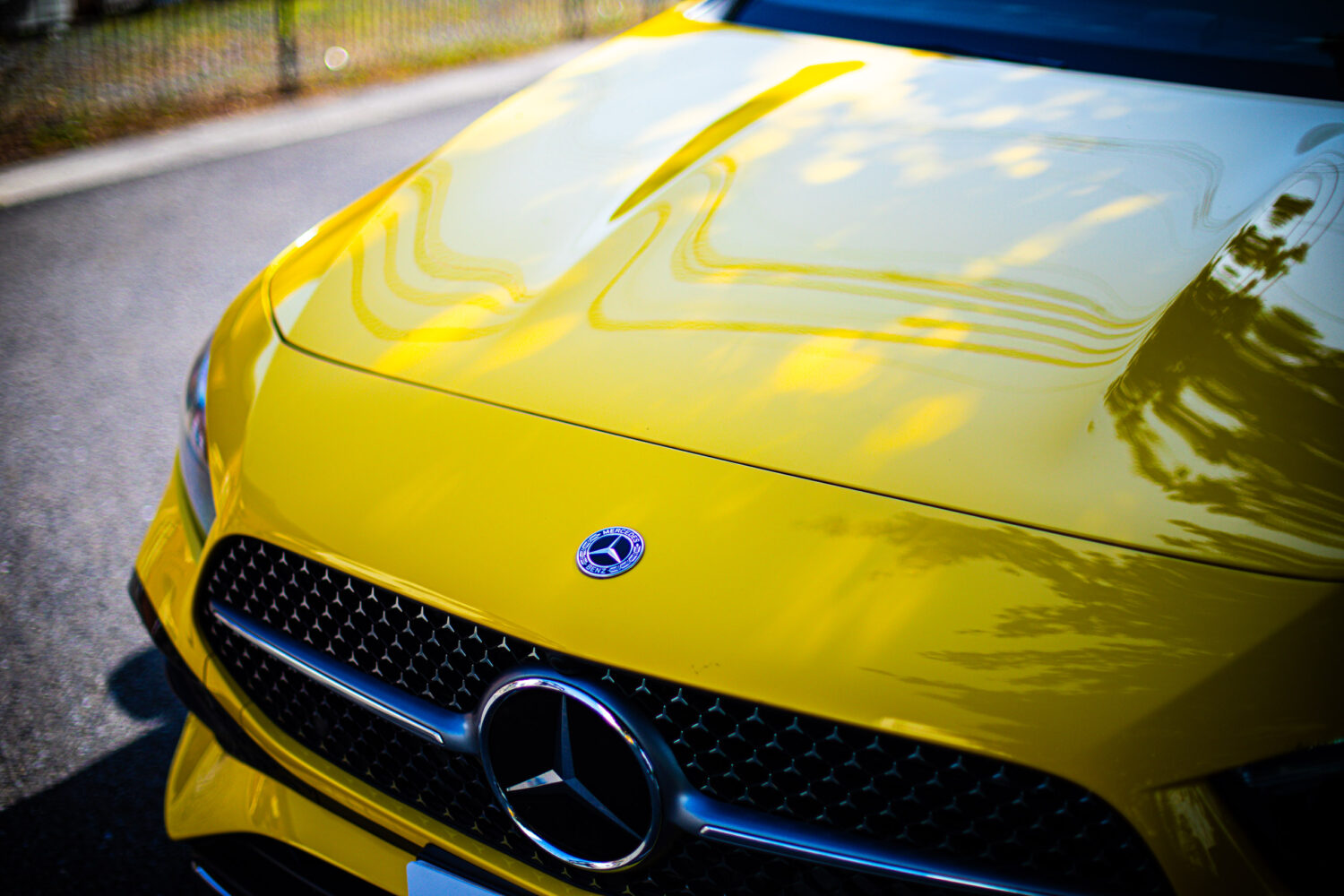 メルセデス・ベンツ・A200d（2024）幸せの黄色いメルセデス