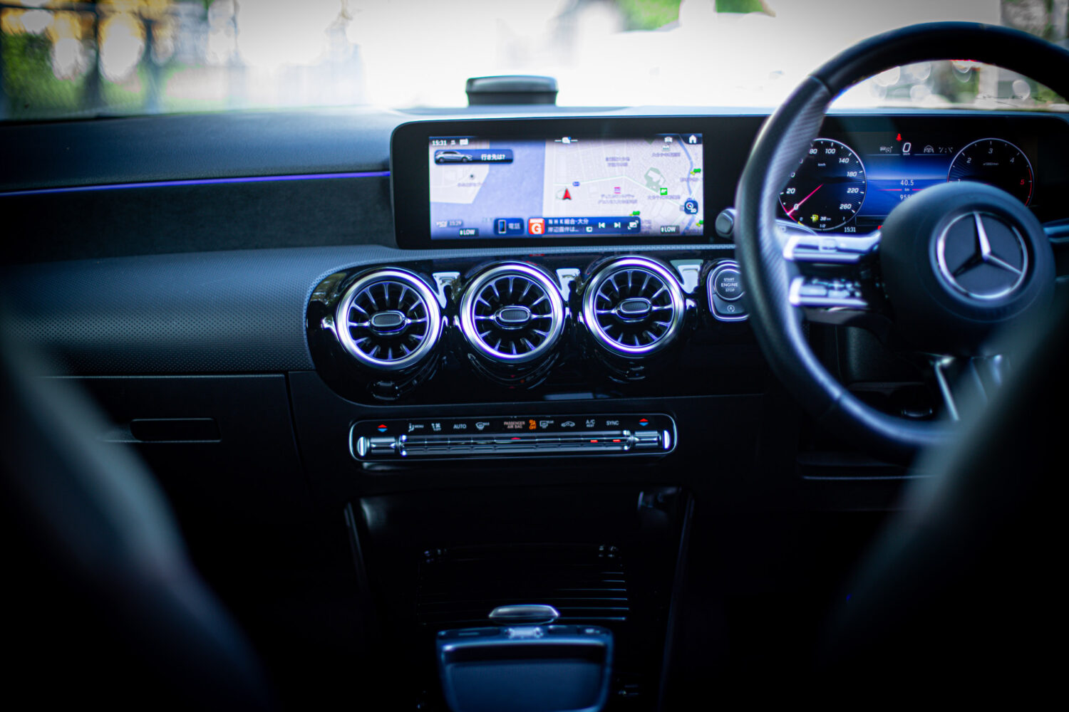 メルセデス・ベンツ・A200d（2024）幸せの黄色いメルセデス