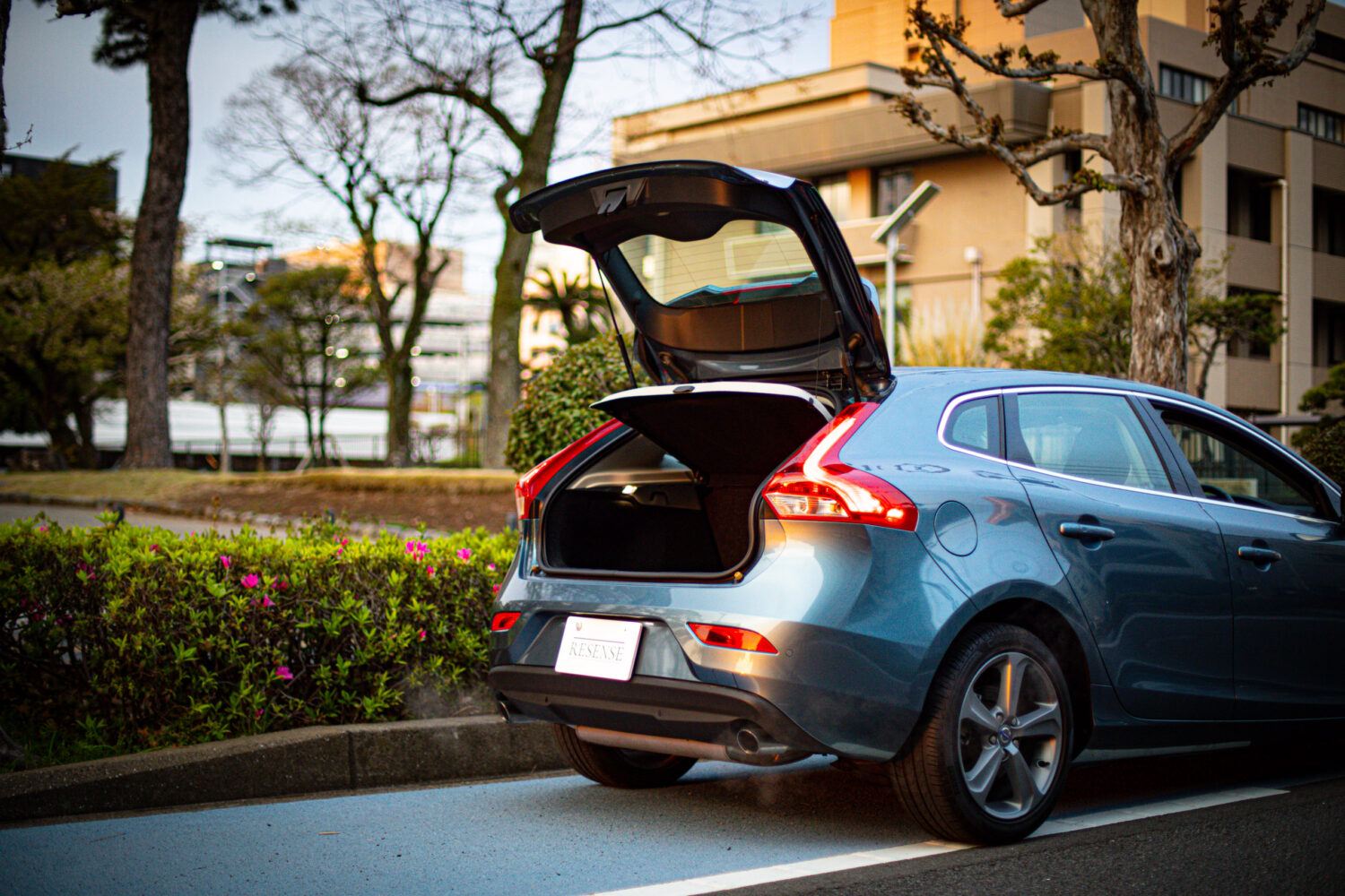 ボルボ・V40（2013）ボルボ流“プレミアム・ショートワゴン”