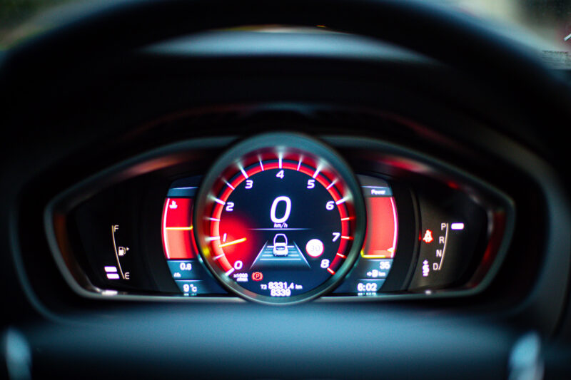 ボルボ・V40（2013）ボルボ流“プレミアム・ショートワゴン”