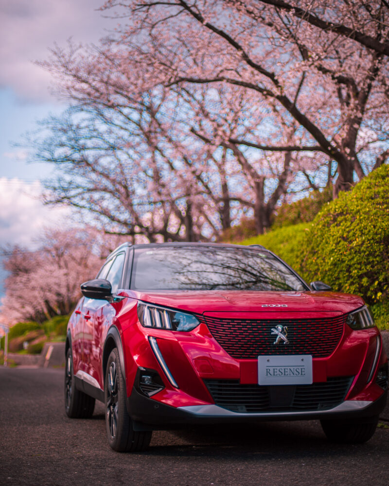 プジョー・e-2008 GT（2021）EVらしさも、フランス車らしさも