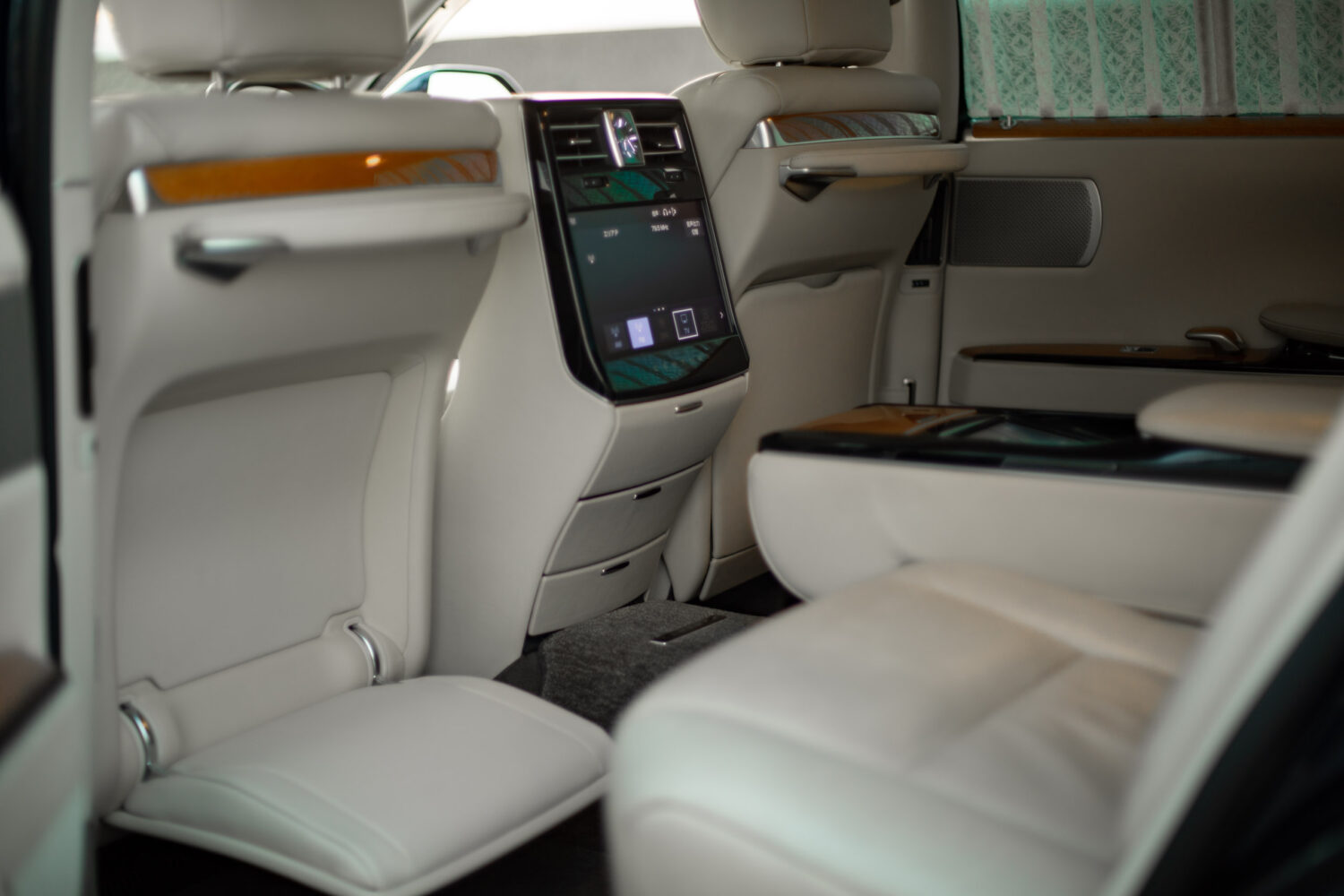 トヨタ・センチュリー(2021)どこに座っても、センチュリー