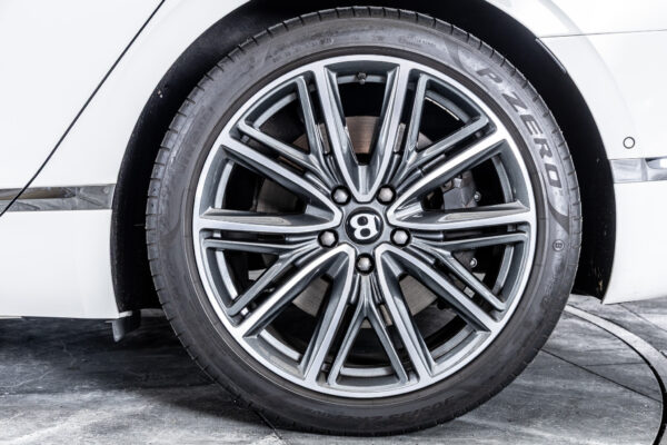 フライングスパー V8 左H 4WD