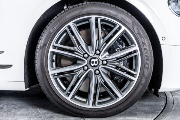 フライングスパー V8 左H 4WD