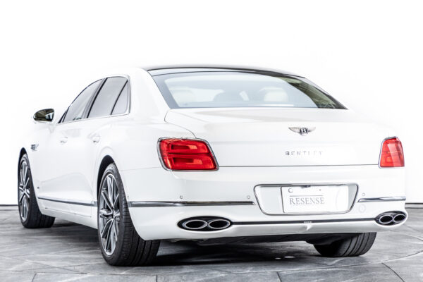 フライングスパー V8 左H 4WD