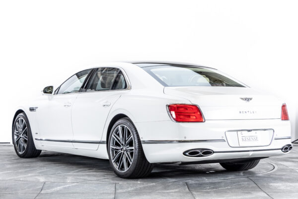 フライングスパー V8 左H 4WD