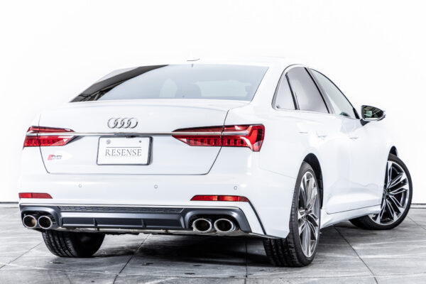 S6 4WD