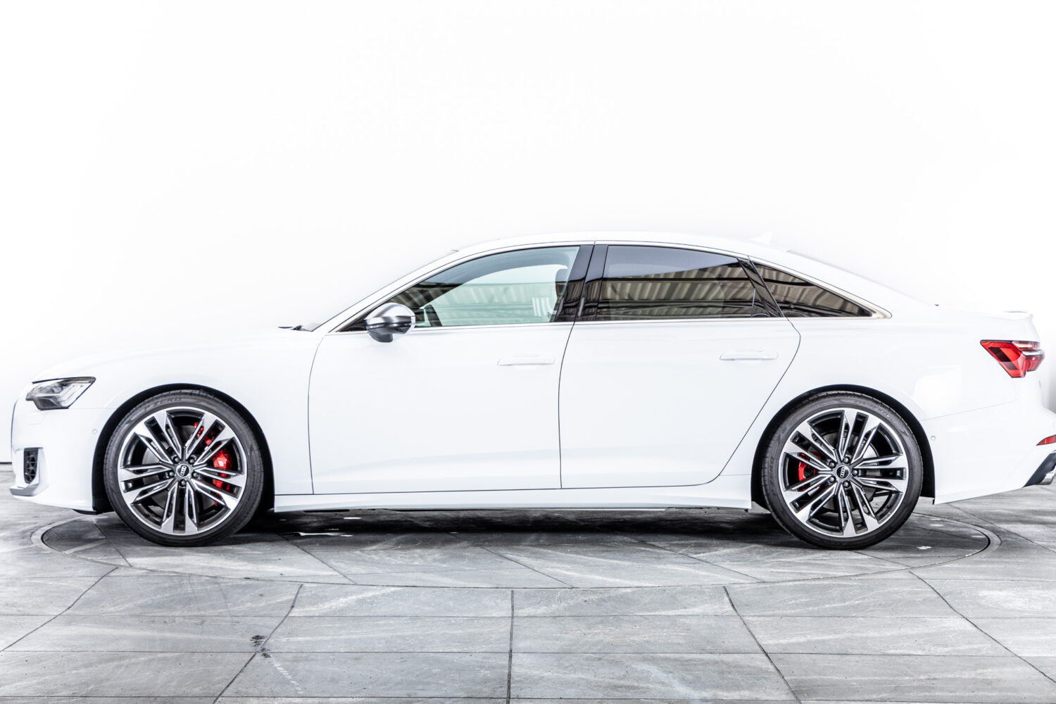 S6 4WD