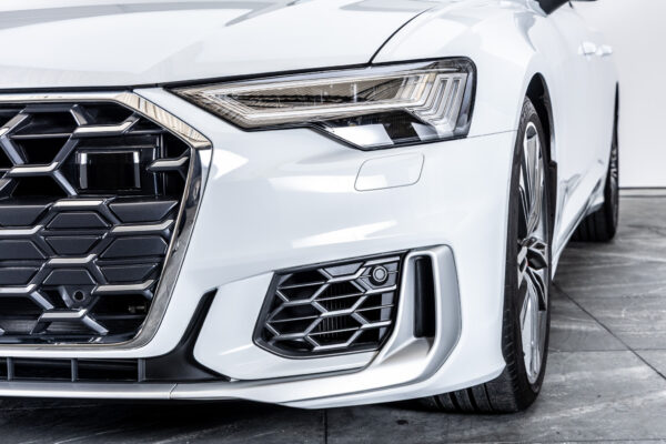 S6 4WD