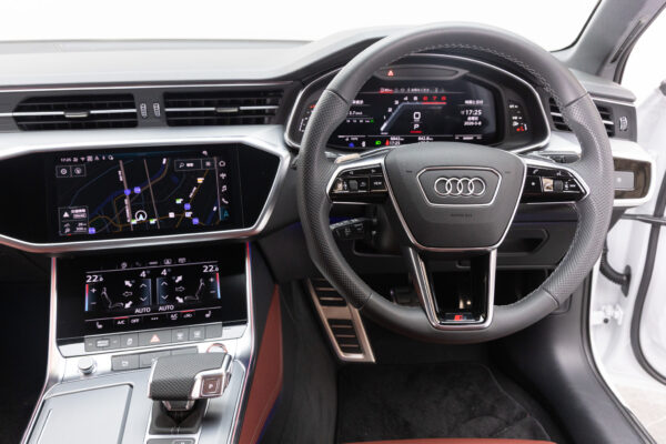 S6 4WD