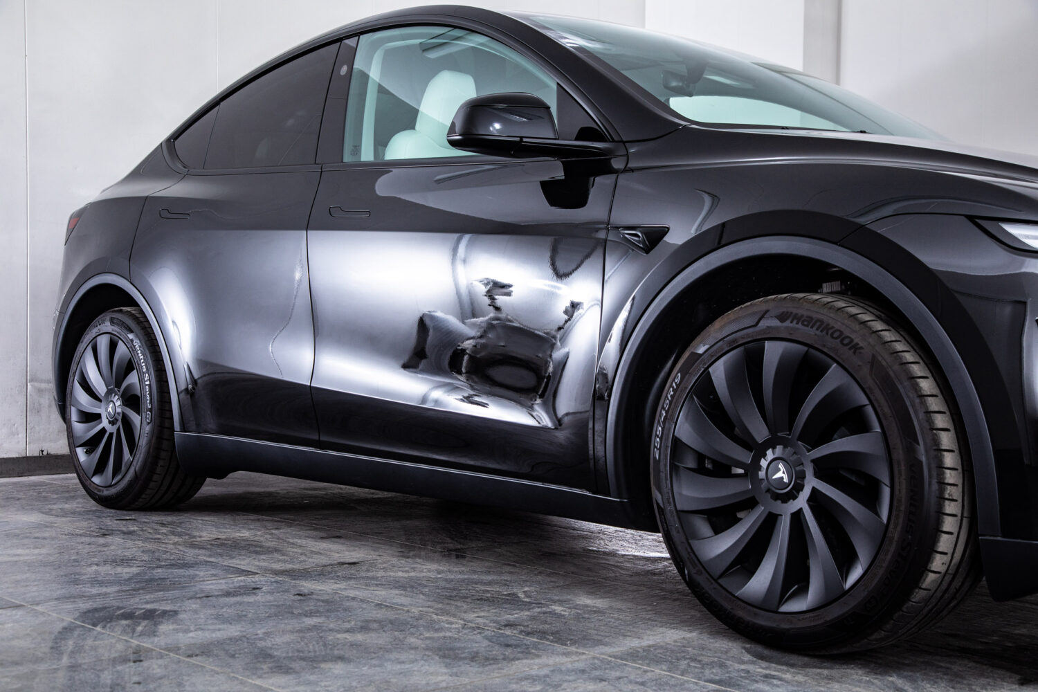 モデルY ロングレンジ 4WD