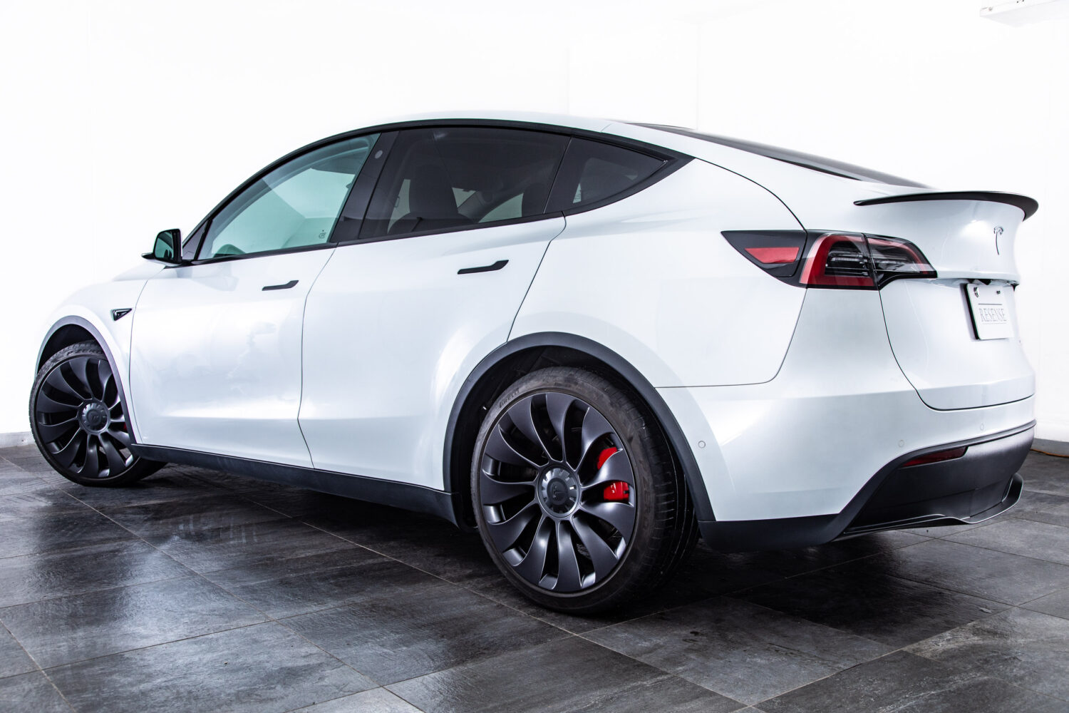 モデルY パフォーマンス 4WD