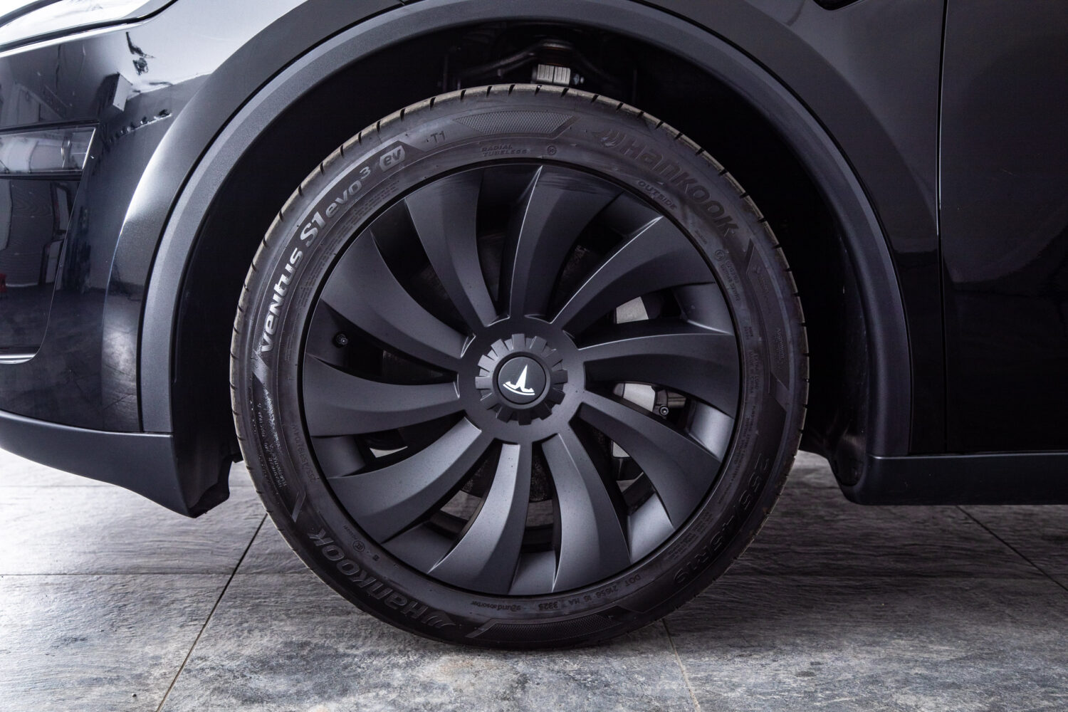 モデルY ロングレンジ 4WD