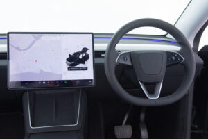 モデルY ロングレンジ 4WD