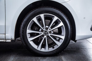 V220d アバンギャルド ロング