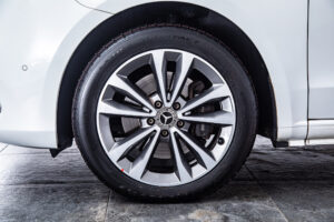 V220d アバンギャルド ロング