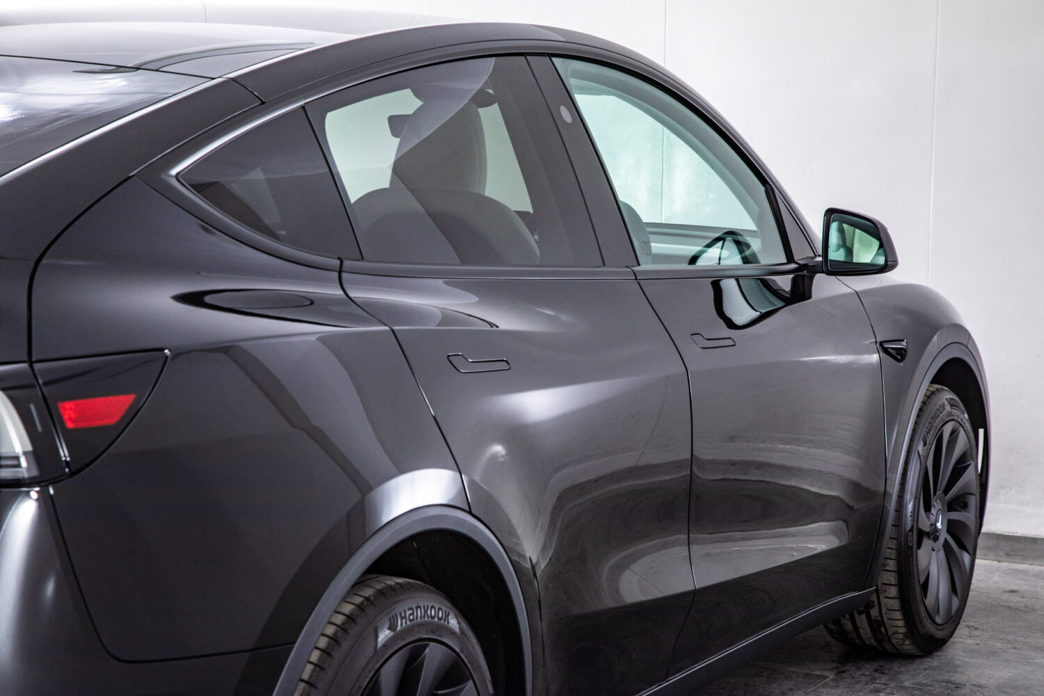 モデルY ロングレンジ 4WD