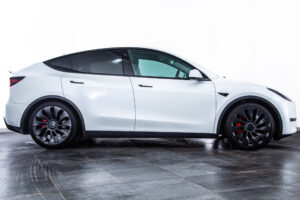 モデルY パフォーマンス 4WD