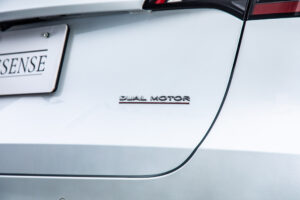 モデルY パフォーマンス 4WD