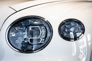 フライングスパー V8 左H 4WD