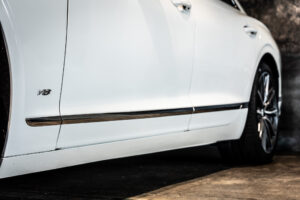 フライングスパー V8 左H 4WD