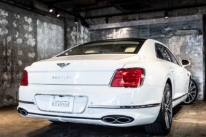 フライングスパー V8 左H 4WD