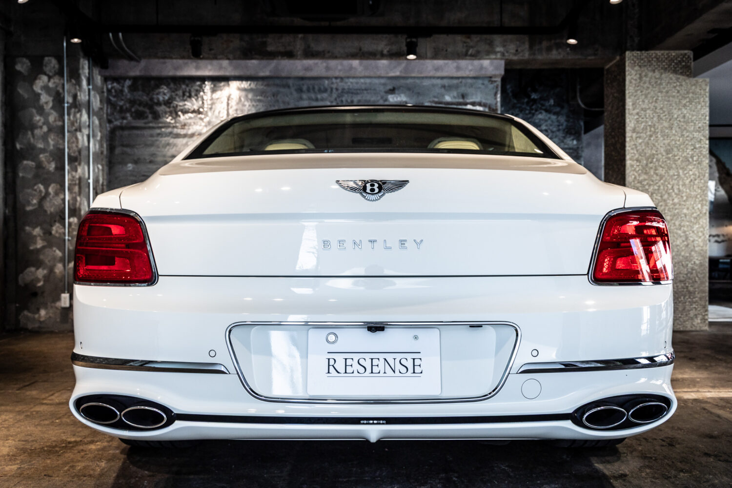 フライングスパー V8 左H 4WD