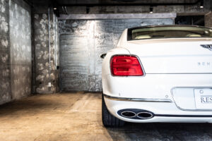 フライングスパー V8 左H 4WD