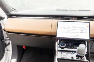 レンジローバースポーツ オートバイオグラフィー D300 4WD