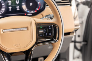 レンジローバースポーツ オートバイオグラフィー D300 4WD