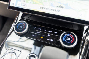 レンジローバースポーツ オートバイオグラフィー D300 4WD