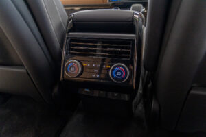 レンジローバースポーツ オートバイオグラフィー D300 4WD