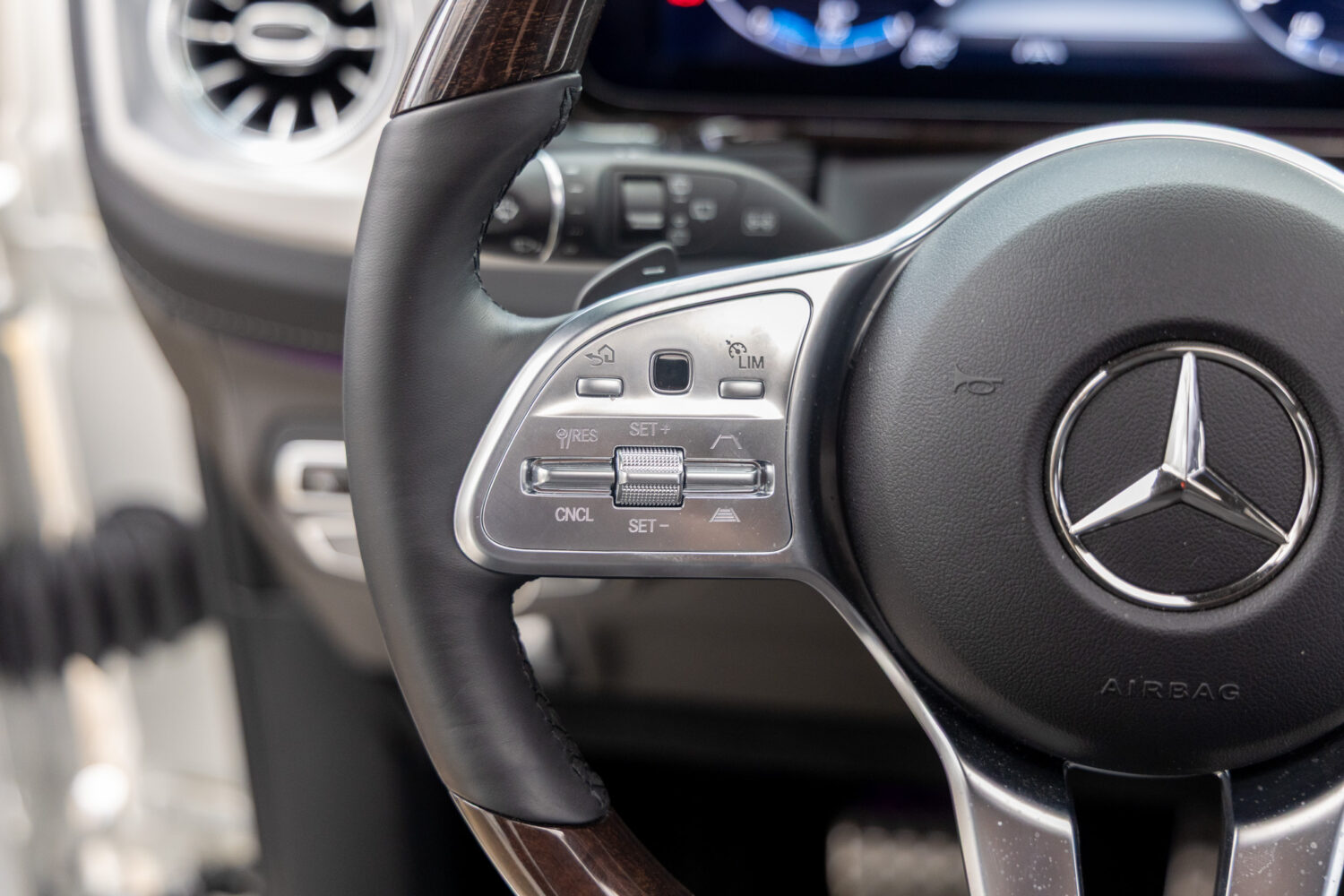 Gクラス G400d マヌファクトゥーアエディション 4WD 左H