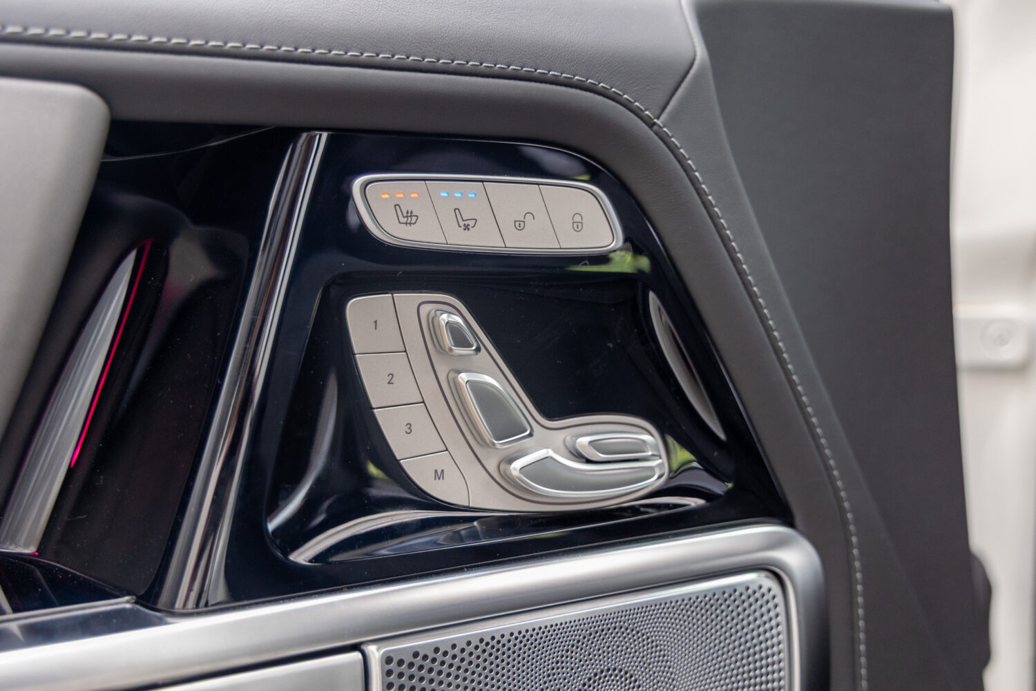 Gクラス G400d マヌファクトゥーアエディション 4WD 左H