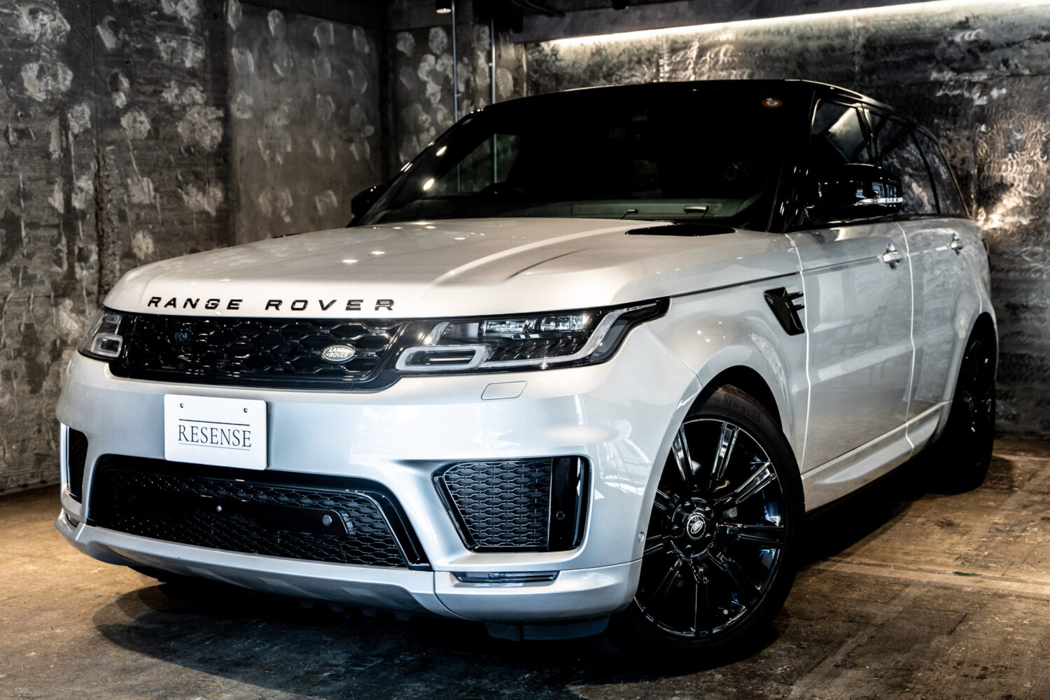 レンジローバースポーツ HSEダイナミック(ディーゼル) 4WD