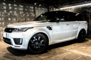 レンジローバースポーツ HSEダイナミック(ディーゼル) 4WD