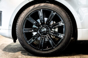 レンジローバースポーツ HSEダイナミック(ディーゼル) 4WD