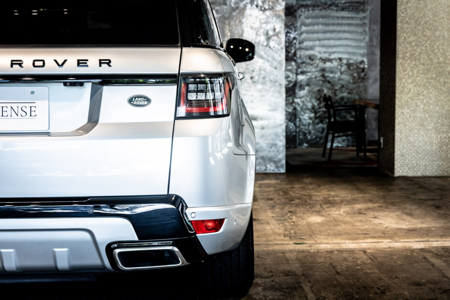 レンジローバースポーツ HSEダイナミック(ディーゼル) 4WD